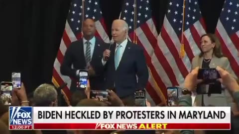 WATCH: Protesters heckled Biden & Harris at campaign event in Maryland 🤣