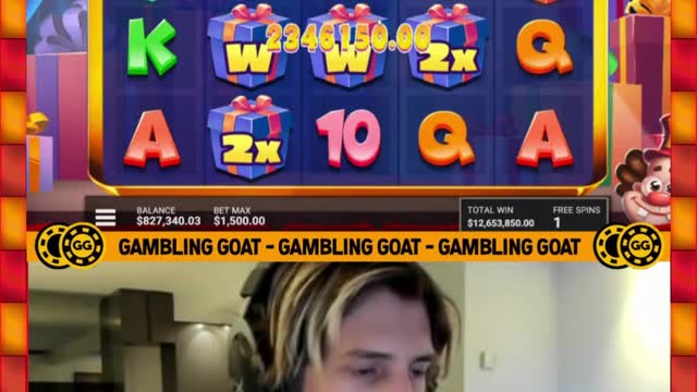 XQC Reacts to TrainwrecksTV Max Dork Unit Max Win $15 Million #shorts