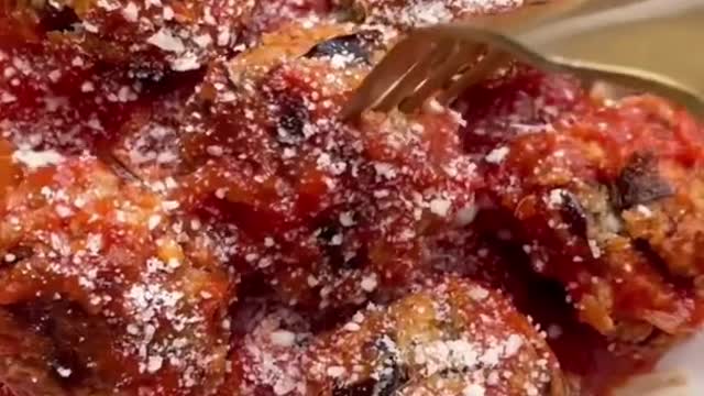 EGGPLANT MEATBALLS 🍝 #healthy #balance #wellness #healthylifestyle #health #easyrecipes #shorts