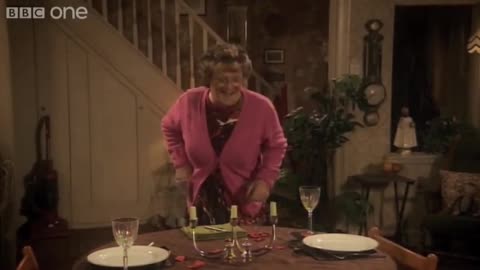 Mrs Brown's Boys #Mrs Brown prepares for a date #the best British comedy show