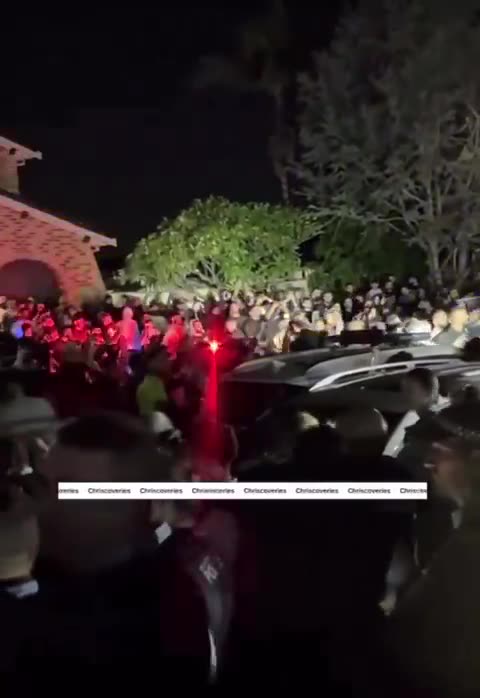 5000 Angry Christian Men Have Surrounded Church Where Hundreds Of Riot Police Guard Muslim Attacker