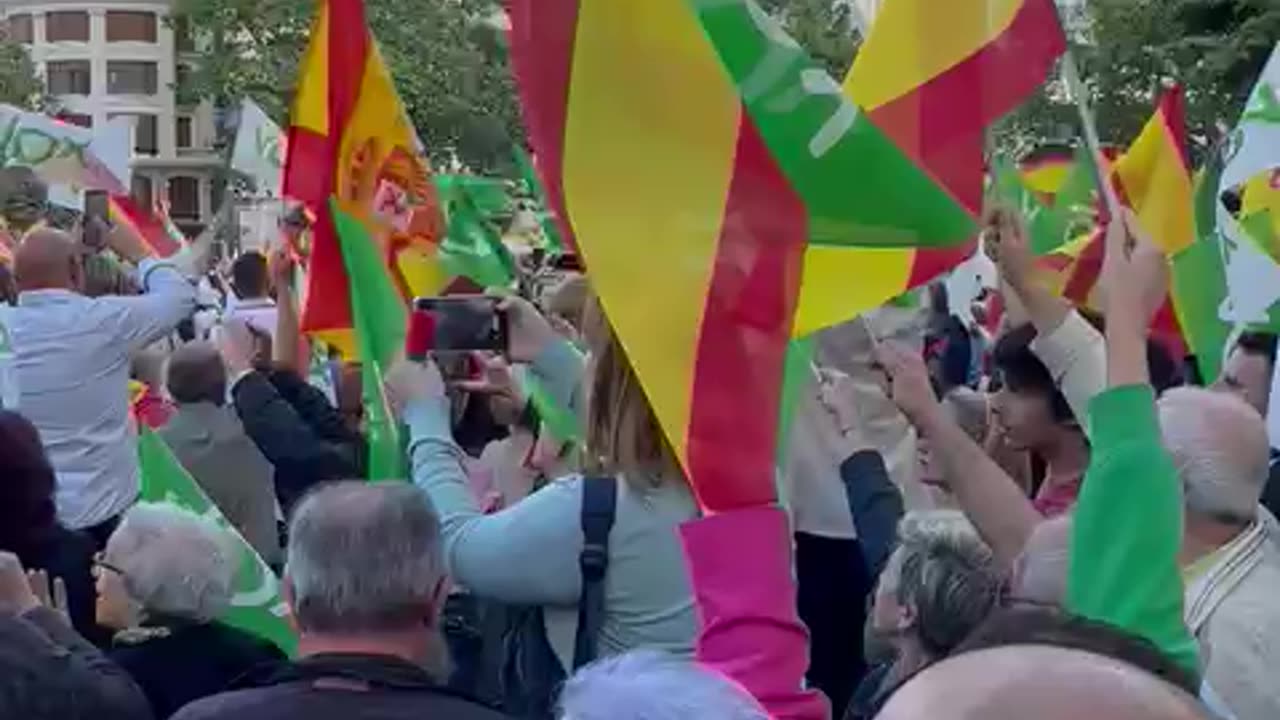 VOX inicia la campaña electoral dle 28M en Valencia (3)