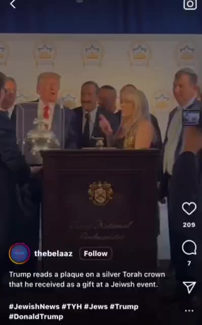 Donald Trump receiving the silver torah crown 👑