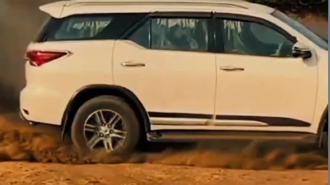 Fortuner desert drift