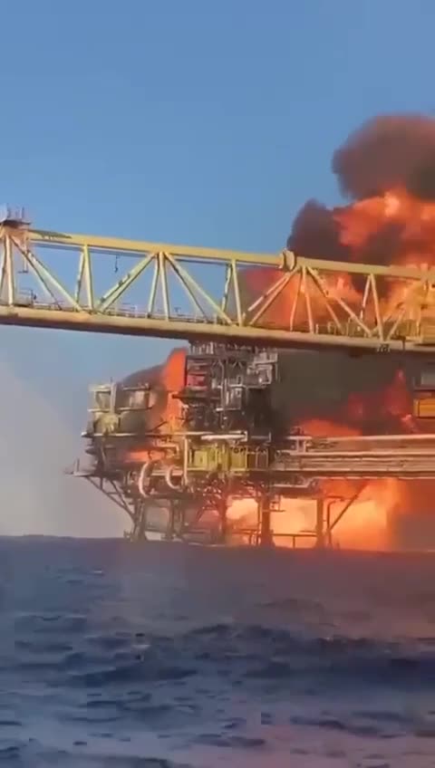 Mexican Oil Platform on Fire in Gulf of Mexico