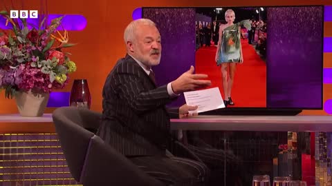 Emma Corrin Has No Idea What They Wore The Graham Norton Show - BBC