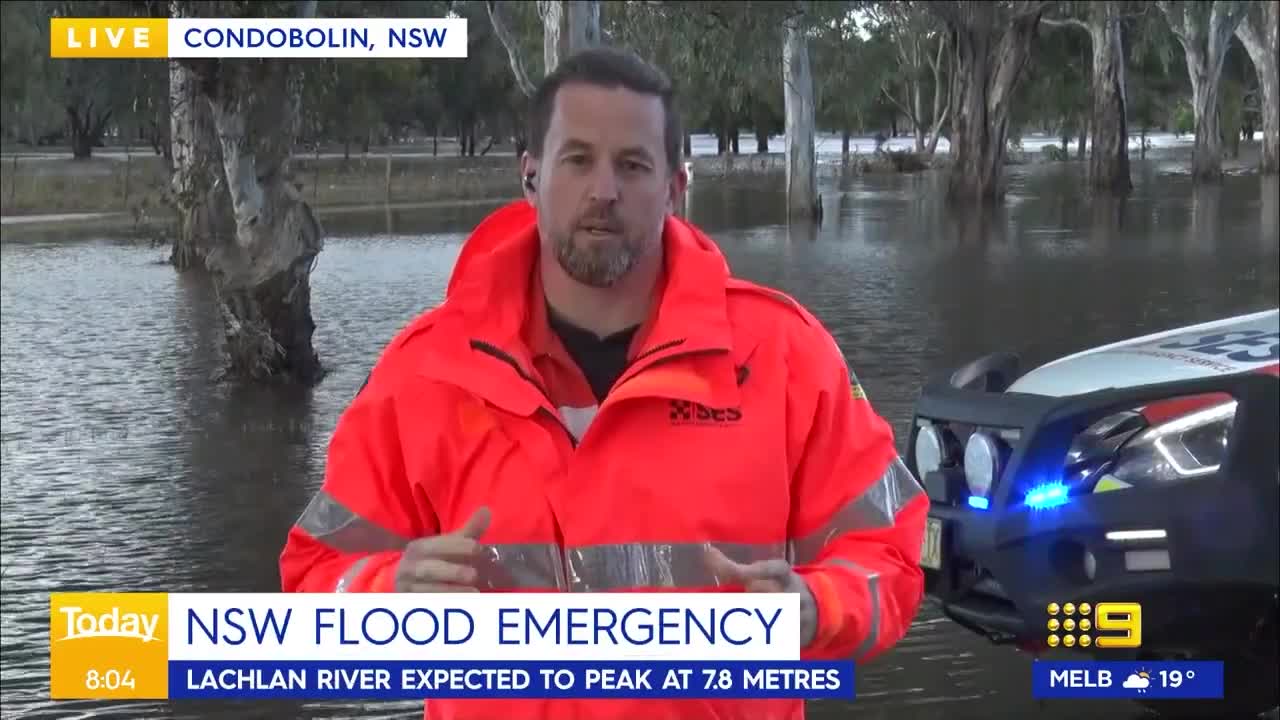 Weather 'extremes' to play out across Australia's east coast | 9 News Australia