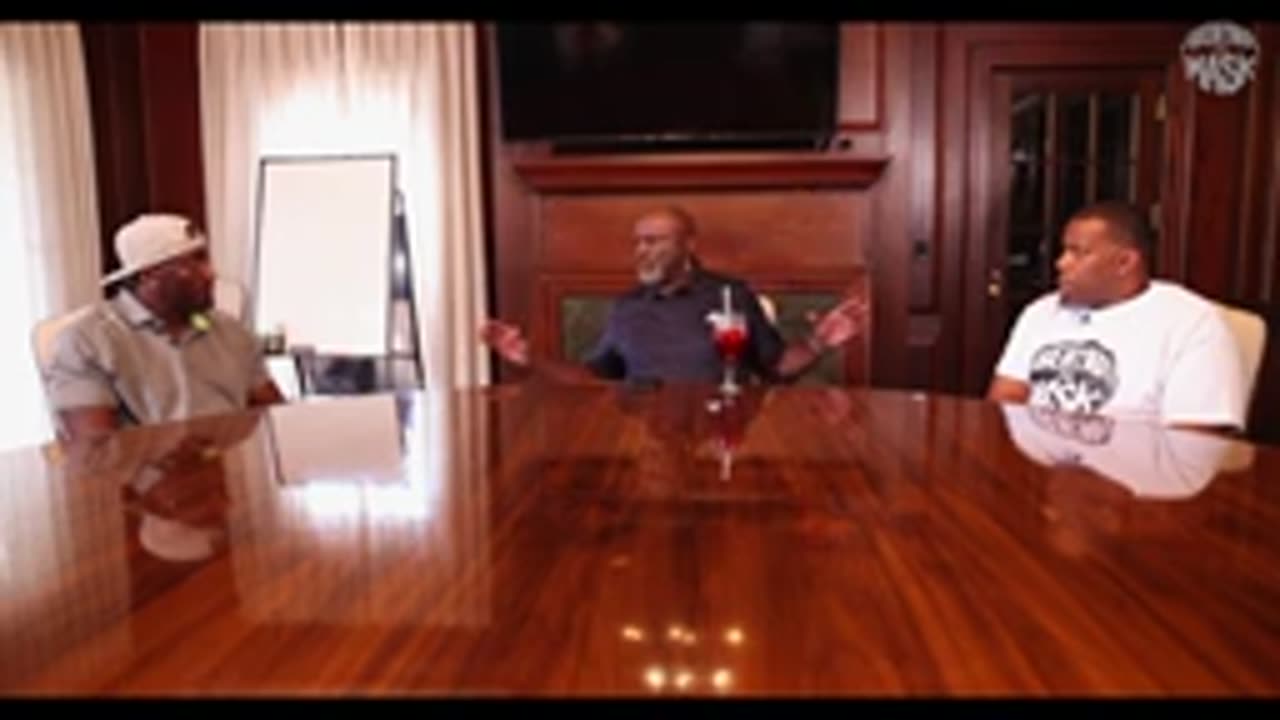 Lawrence Taylor on His Hall of Fame NFL Career, Why He's the GOAT & Living a GIANT life!