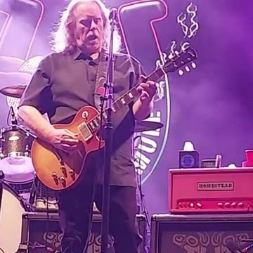 Warren Haynes (Gov't Mule) - LIVE @ 420Fest (Short 26)