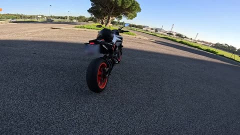 KTM 890 Duke R - SC Project S1 Sound Check