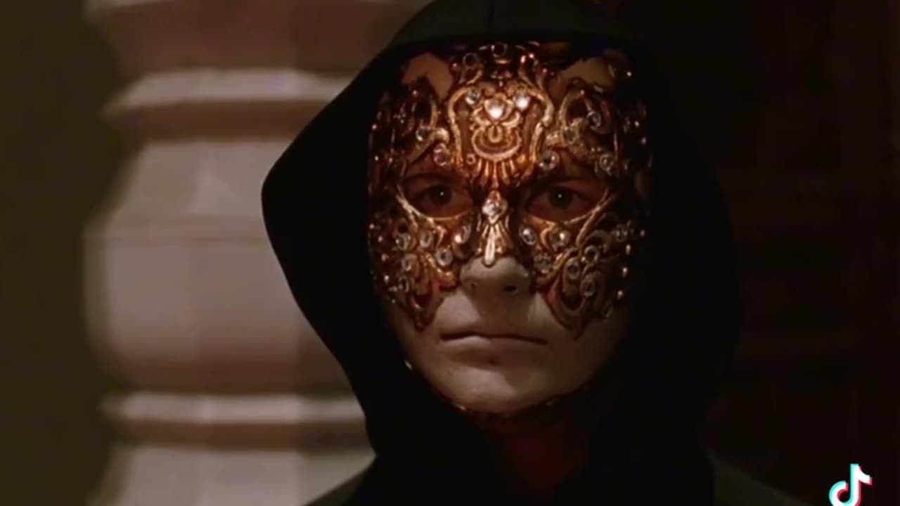 Eyes Wide Shut