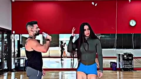 Fitness motivation girl leg 😱
