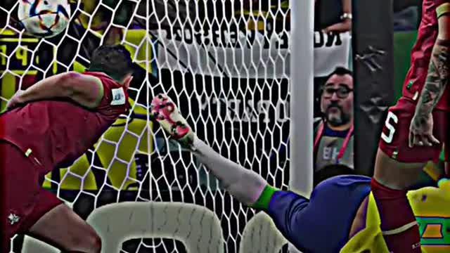 só eu que não me canso de fazer edit desse gol?