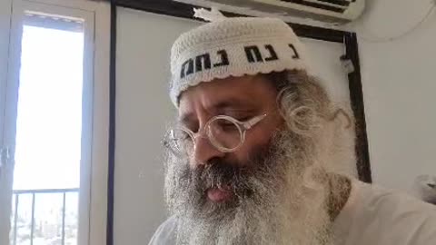 ובדין הוא דאפי' תורף נמי לכתוב וזמנין דהוה ליה קטטה בהדה ורתח עלה וזריק - שיר נ נח מסכת גיטין דף כו