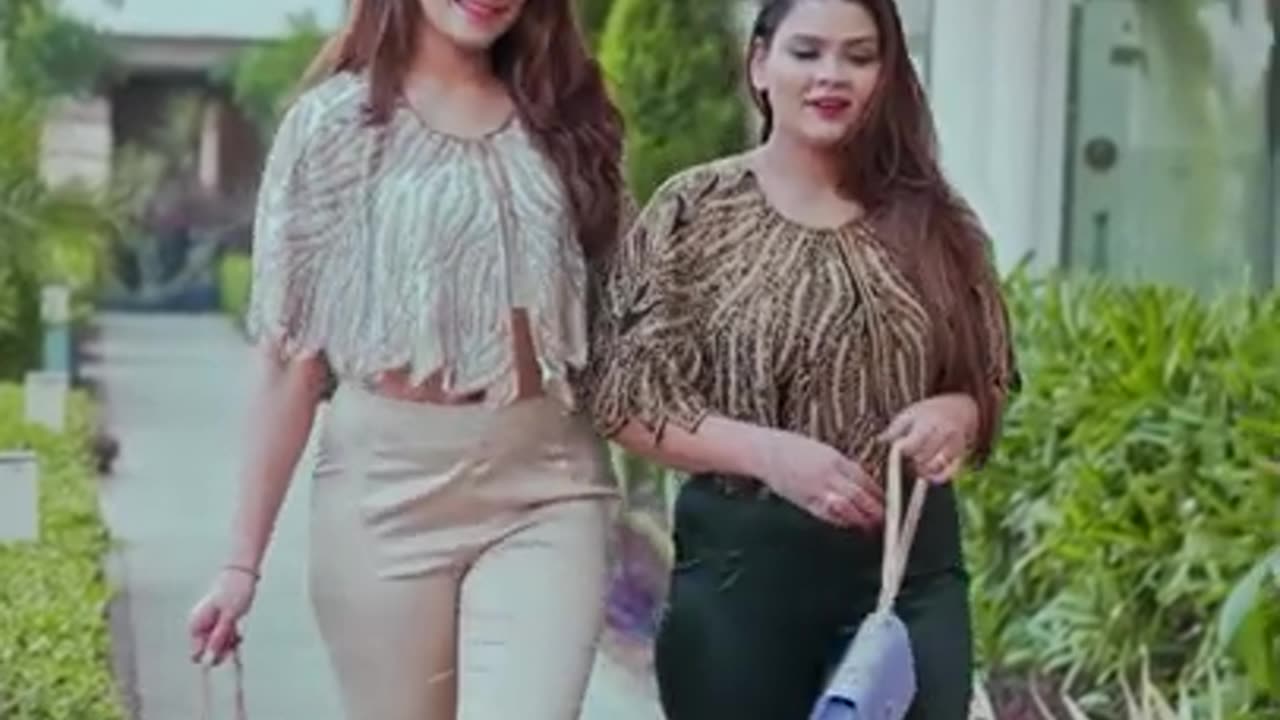 tum pheli bar💔 me diwana kar 💕gaye _kritika malik 🥰and payal malik #short