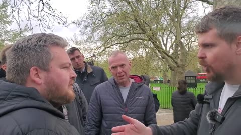 Speakers Corner - Bob Talks To Gnostic Chris and A Lady - The Kingdom Of God
