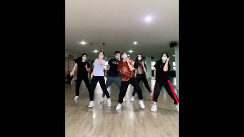 Chinese Stylist Dancers