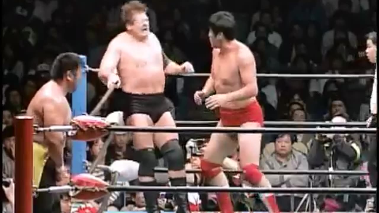 (1994.12.10) Giant Baba & Stan Hansen vs Toshiaki Kawada & Akira Taue - Pro Wrestling