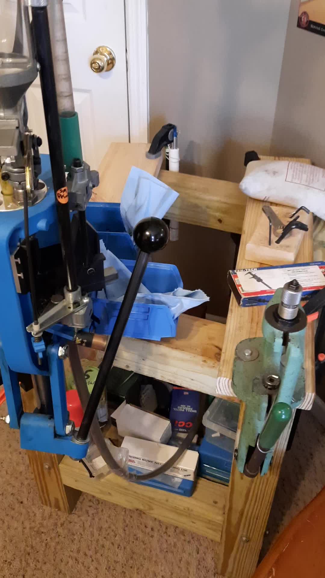 Reloading Bench(small) Setup for D650 and SS and tips