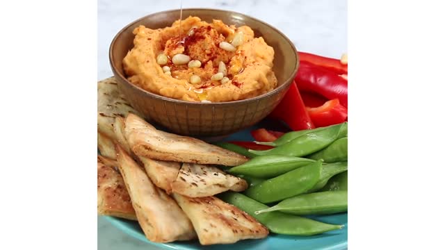 WHITE BEAN ANDCRANBERRY HUMMUS