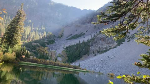 Eastern Oregon – Strawberry Lake + Wilderness – Daunting Sheer Cliff Basin – 4K