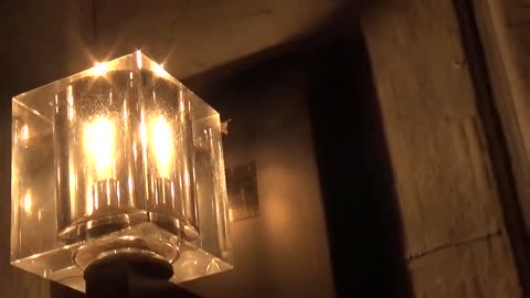 50 watt halogen glass cube wall light