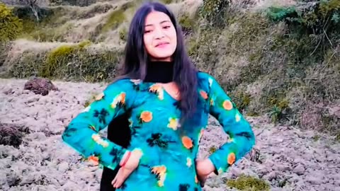 #mamtaarya#kumaunisong #newgarhwalisong #paharisongnew2023 #gharwalisong #trending #shortvideo video