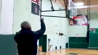 Funny Moment When Barack Obama Tried to Hit the Three-Pointer