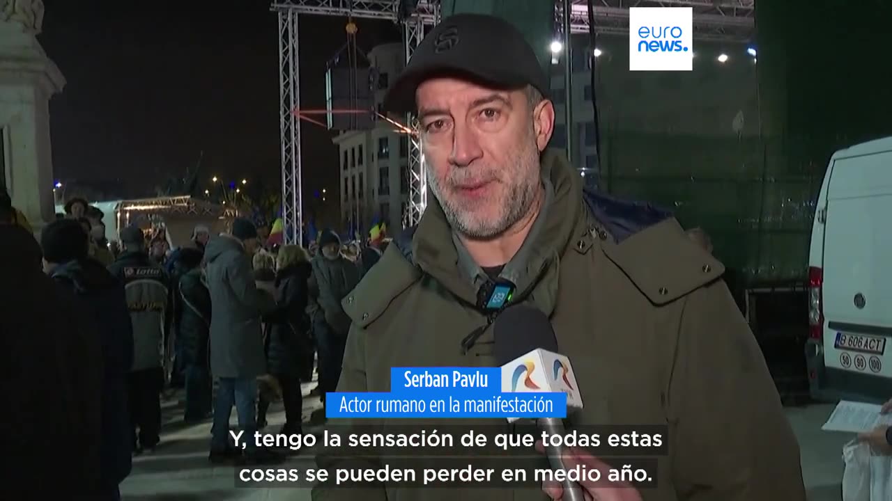 Miles de personas se manifiestan contra el avance de la ultraderecha prorrusa en Rumanía
