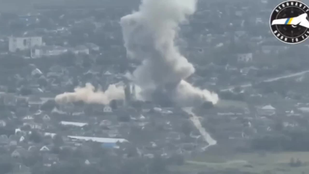 🔥 Hola Prystan, Kherson region. 💥 Strike on Russian soldiers.