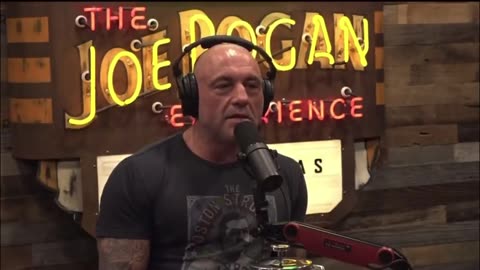 Joe Rogan says the United States has turned into a ‘Banana Republic’...