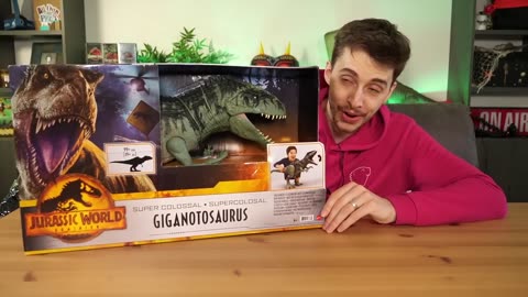 GIGANOTOSAURUS UNBOXING!