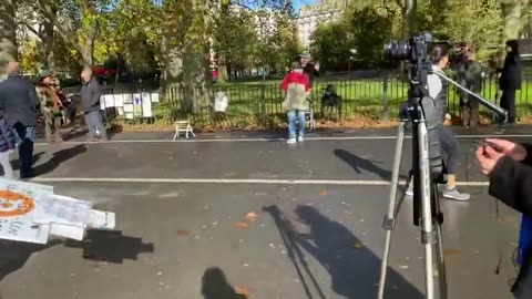 18+ Hatun vs Protester Speakers Corner Oct 25th 2020 #speakerscorner