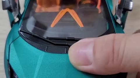 Unboxing Lamborghini Revuelto Diecast Model