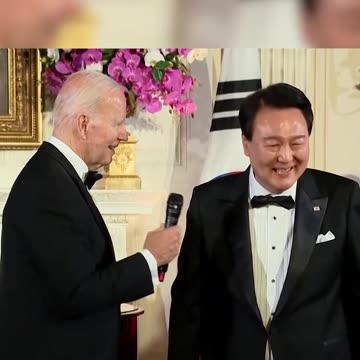 South Korean President Serenades Joe Biden With 70s Hit♫