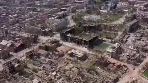Rozbitý Mariupol se pomalu vzpamatovává po boji s ukrajinskými nacisty