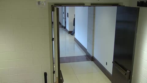 7183CVCULElevator#5Lobby_2021-01-06_12h20min02s060ms.mp4