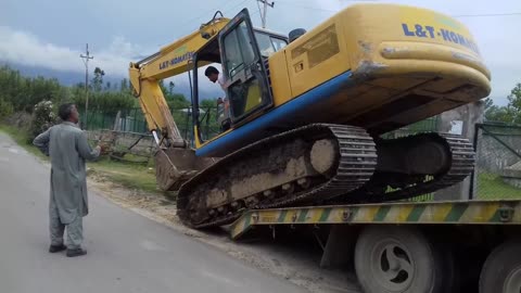 JCB Loading