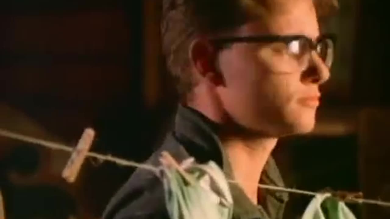 Crowded House - Something So Strong