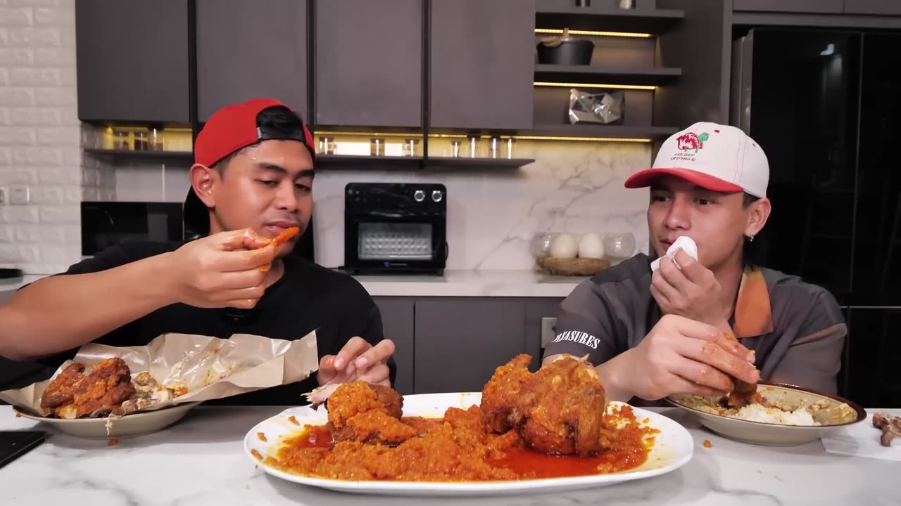 MUKBANG!!! 2 EKOR AYAM 1000 CABE RAWIT BERSAMA JEFRY NICOL