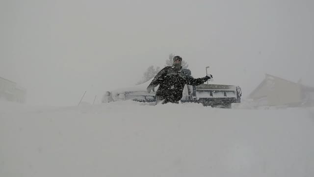 Lake-effect snow pummels New York State