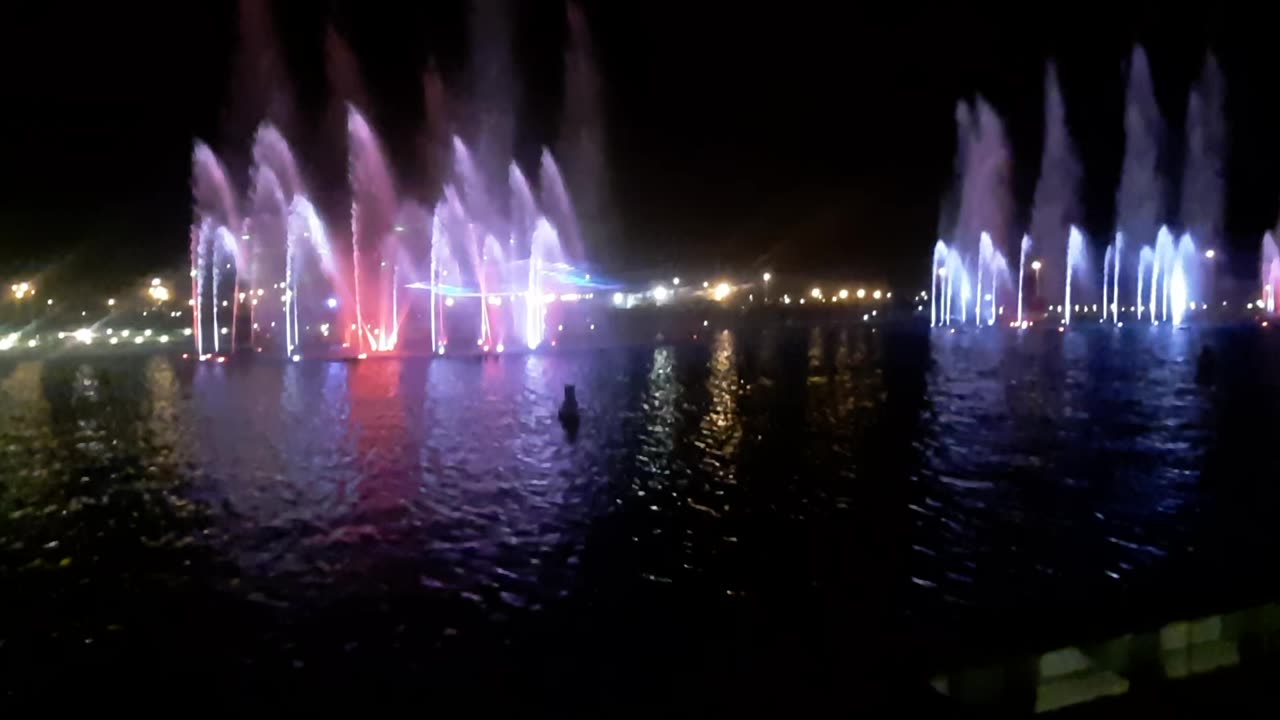 Dancing fountain of Bahria Town Karachi Pakistan 🇵🇰