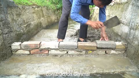 Dam construction with six of the flood discharges