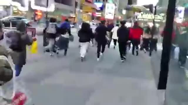 Shooting and explosion Newyork Metrosunda Patlama
