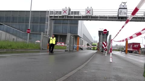 Two dead after shooting at German Mercedes plant