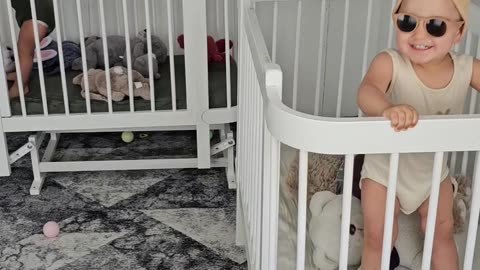 Twins Rock Their Cribs In Style