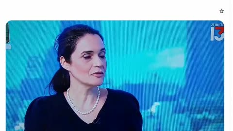 חברת הכנסת אמילי מואיטי הצביעות חוגגת