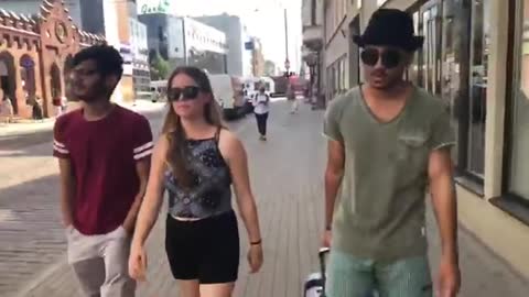 Hu Canada Canada Karo cho, Riga Latvia aavi jav | Gujarati Boy Funny Video