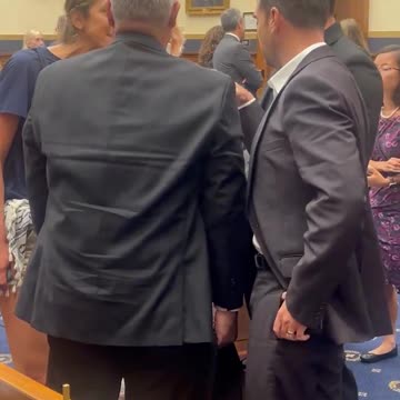 Furious Ben Shapiro CONFRONTS pro-Palestine activist in House chamber