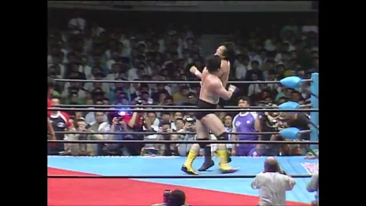 (1989.06.05) Genichiro Tenryu vs Jumbo Tsuruta - Pro Wrestling